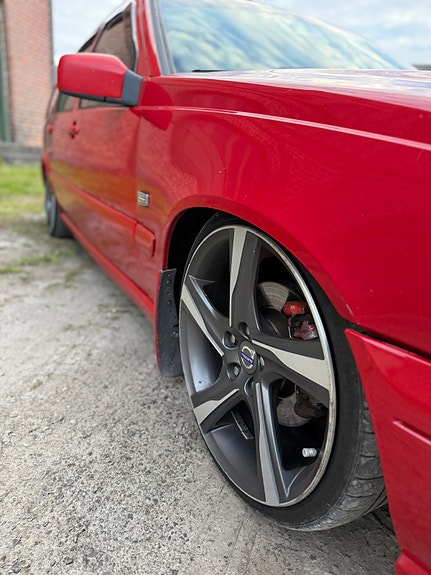 Volvo V70 13 of 30