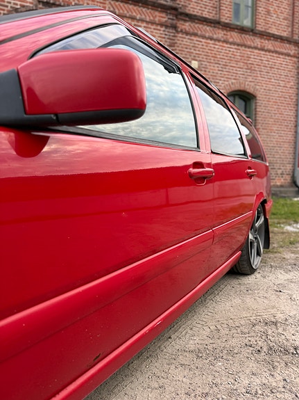 Volvo V70 7 of 30