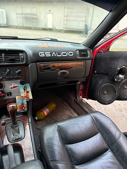 Volvo V70 25 of 30