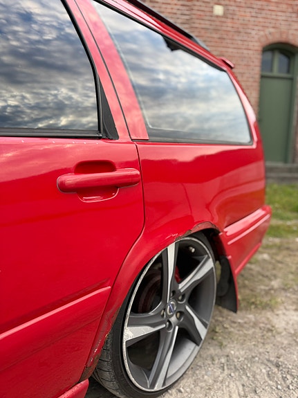 Volvo V70 8 of 30