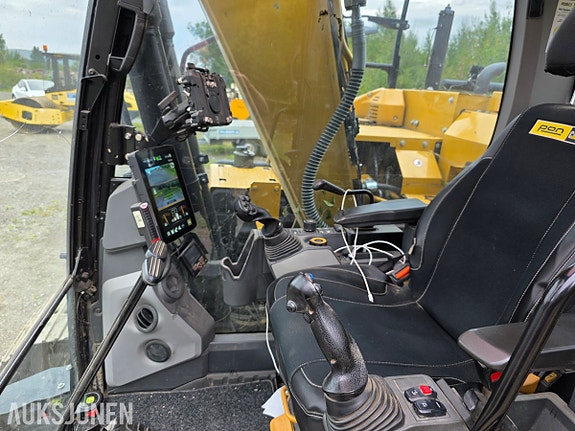 Cat 315 14 of 30
