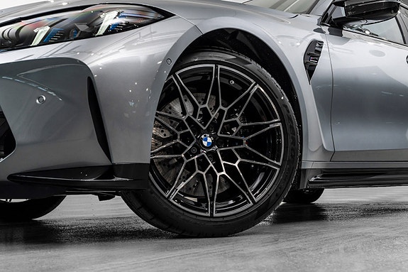 BMW M3 5 of 30
