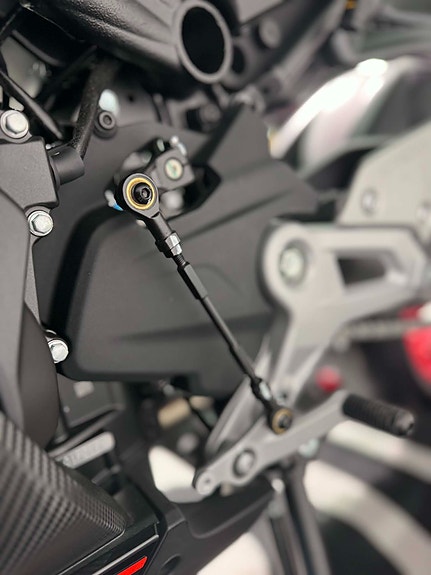 CFMOTO 450SR 2026 A2 - Få med varmeholker og tankveske for kun 2 000kr, kom og se den på AGM Oslo på Alna 7 of 20