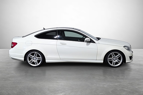 Mercedes-Benz C180 5 of 24