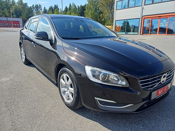 Volvo V60 5 of 16