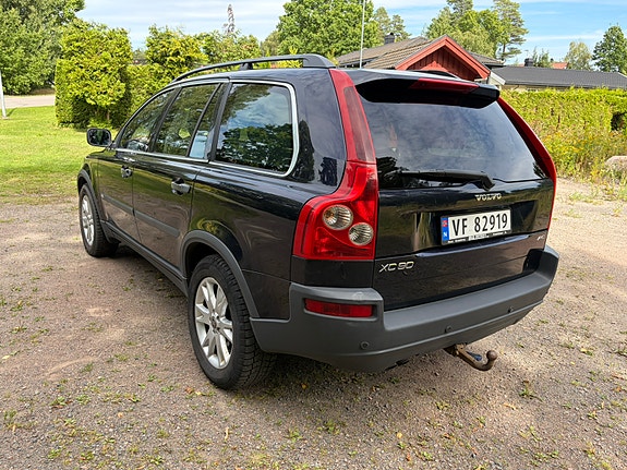 Volvo XC90 22 of 30