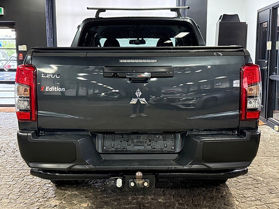 Mitsubishi L200 4 of 13