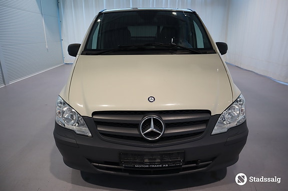 Mercedes-Benz Vito 113 2 of 10