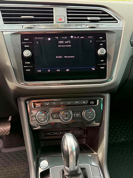 Volkswagen Tiguan 11 of 26