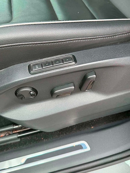 Volkswagen Tiguan 19 of 26
