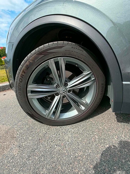 Volkswagen Tiguan 21 of 26