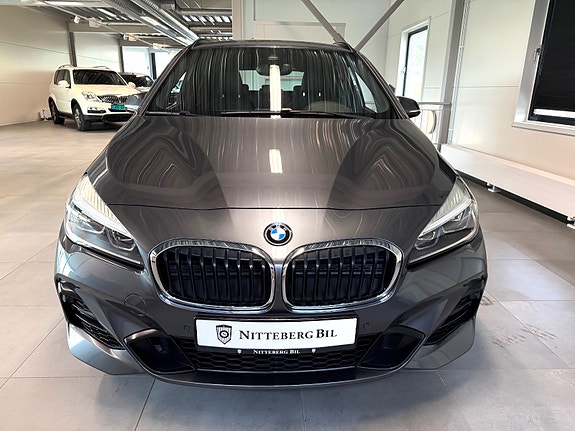 BMW 225xe 9 of 16