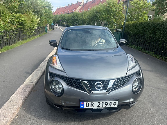 Nissan Juke 2 of 6