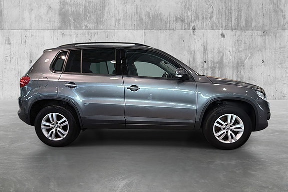 Volkswagen Tiguan 4 of 27