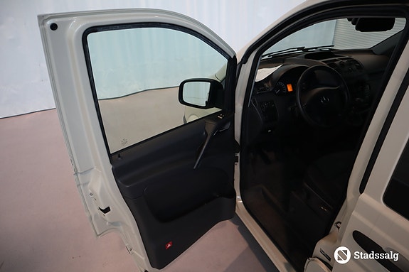 Mercedes-Benz Vito 113 9 of 10