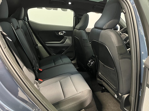 Polestar 2 7 of 25