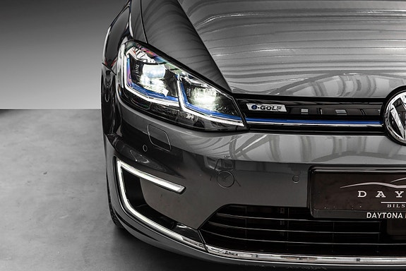 Volkswagen e-Golf VII 7 of 25