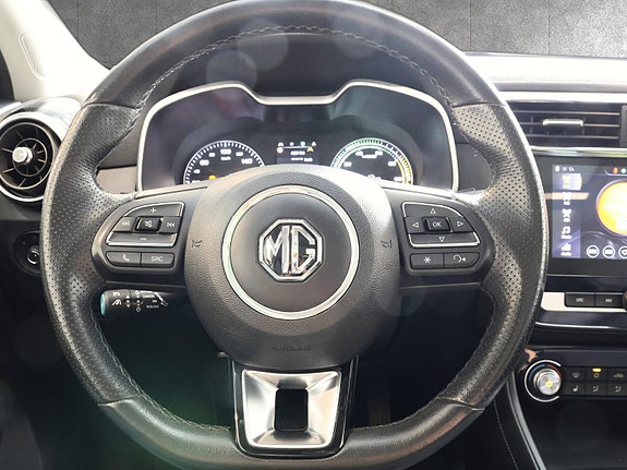 MG ZS EV 13 of 21