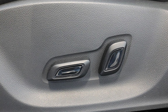 MG ZS EV 10 of 21