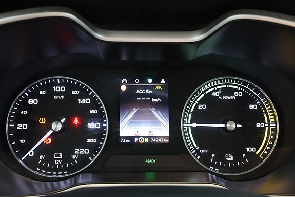 MG ZS EV 16 of 21