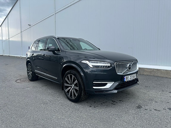 Volvo XC90 8 of 30