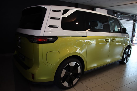 Volkswagen ID. Buzz 4 of 28
