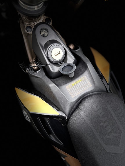 Sur Ron Ultra Bee HP R L3e Elektrisk Lett MC | 15 HK | 520 Nm | 115 km rekkevidde | Peak  24.5 KW 13 of 18
