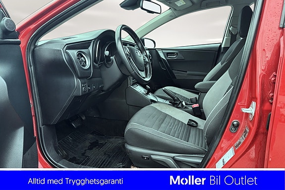 Toyota Auris 9 of 20