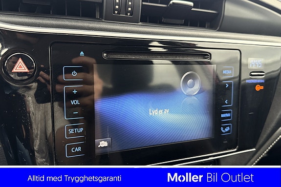 Toyota Auris 18 of 20