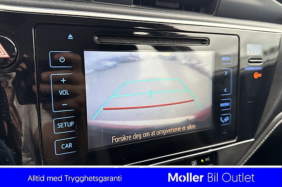 Toyota Auris 17 of 20