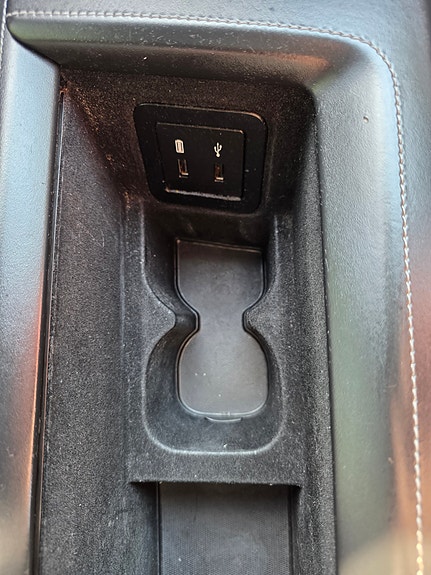 XPeng G3i 9 of 23