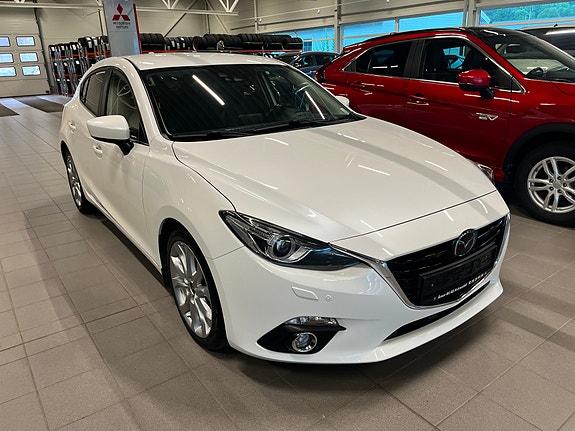 Mazda 3 3 of 9