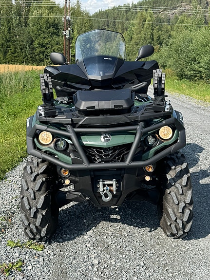 Can-Am Outlander Max XU+ 570 2 of 7