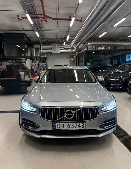 Volvo V90 3 of 25