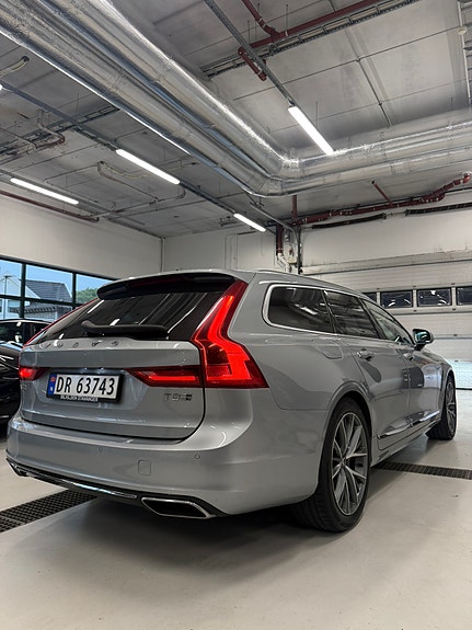 Volvo V90 7 of 25