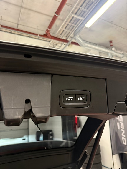 Volvo V90 24 of 25