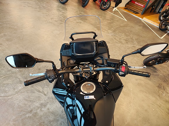 Honda NX500 **Tilbud Spar hele 10.000kr** Kun 1 igjen! 11 of 12