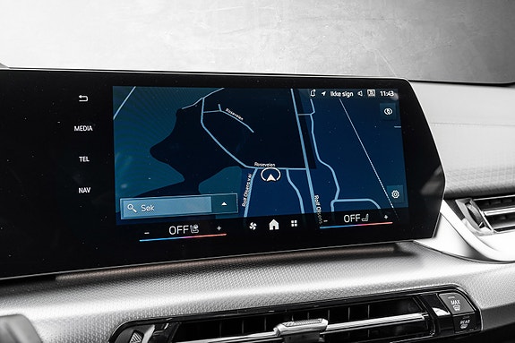 BMW iX2 23 of 30