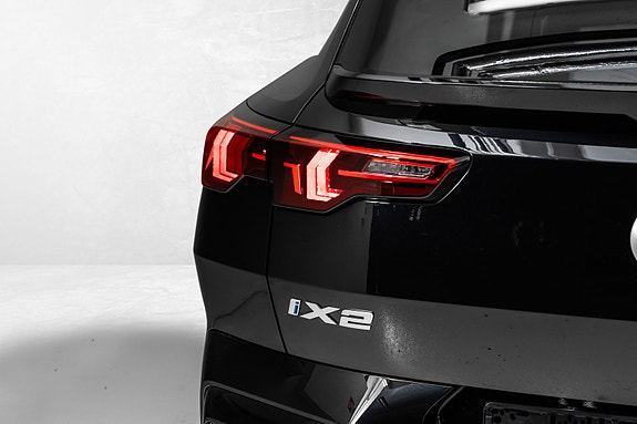 BMW iX2 9 of 30