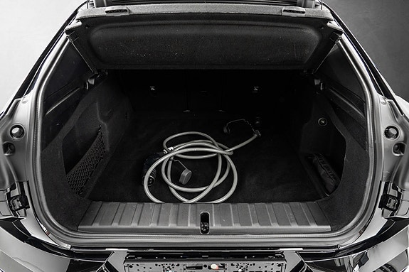 BMW iX2 28 of 30