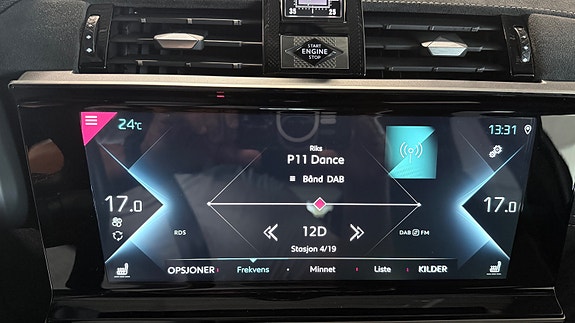 DS DS 7 Crossback 24 of 30