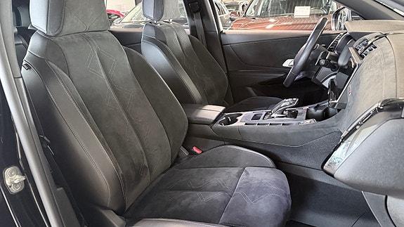 DS DS 7 Crossback 18 of 30