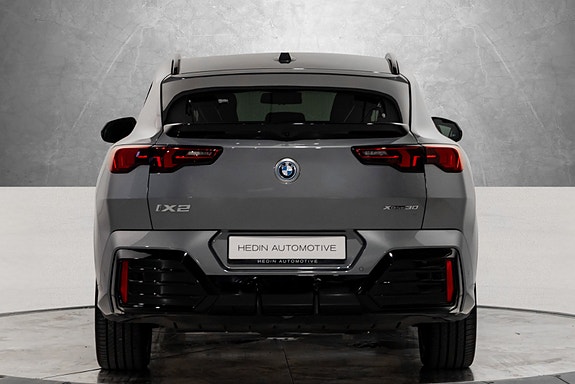 BMW iX2 8 of 30