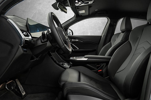 BMW iX2 20 of 30