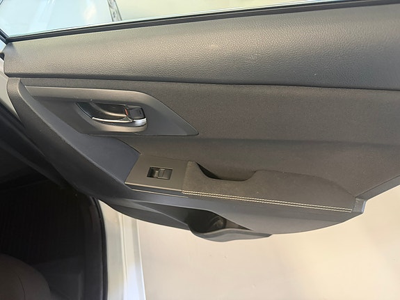 Toyota Auris 29 of 30