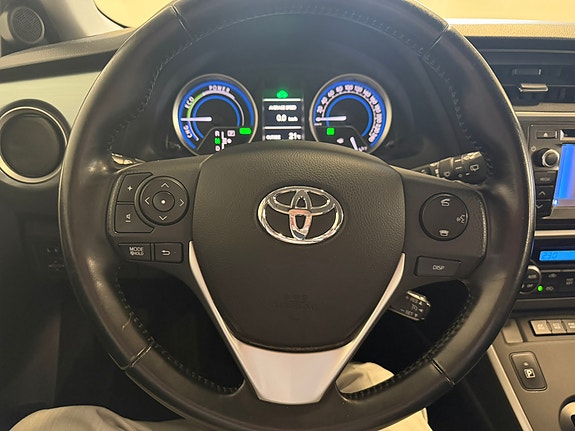Toyota Auris 20 of 30