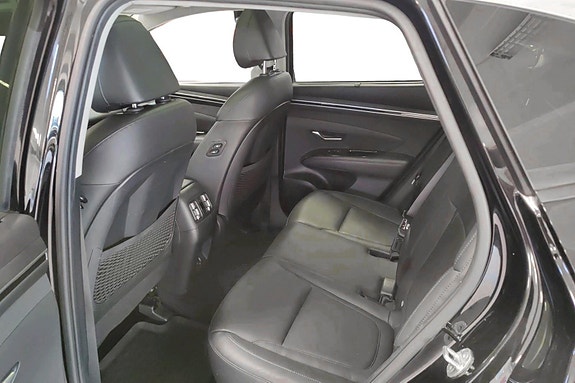 Hyundai Tucson 7 of 25