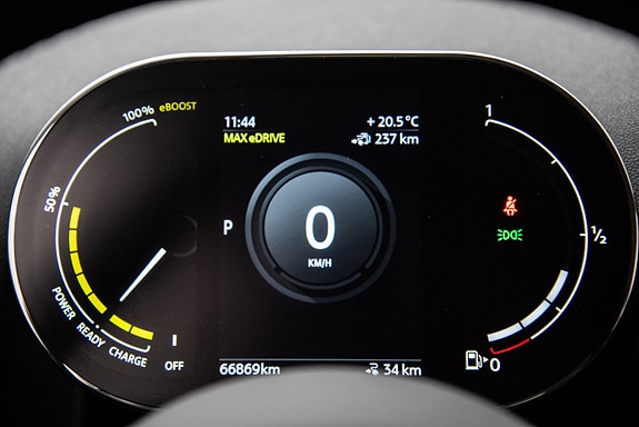 MINI Countryman Cooper SE 17 of 26