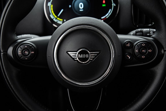 MINI Countryman Cooper SE 16 of 26