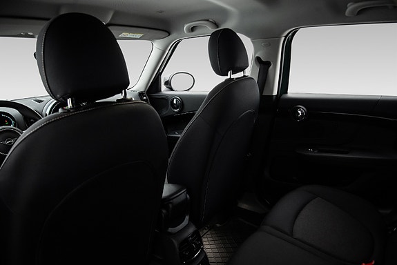MINI Countryman Cooper SE 23 of 26